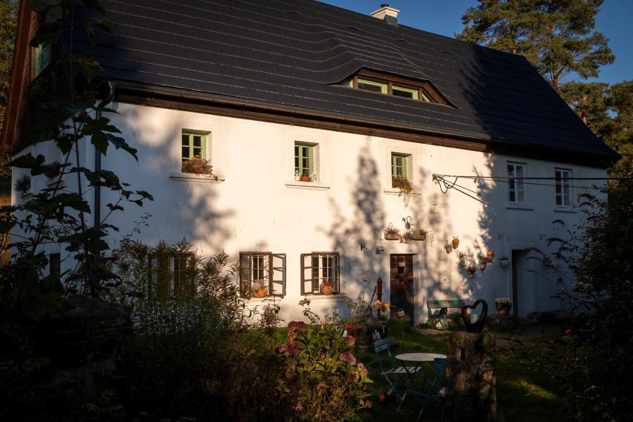 Enjoy Cozy Romance Hills Forest Gardens Views Sauna Whirlpool Bath Jablonne v Podjestedi Exterior photo