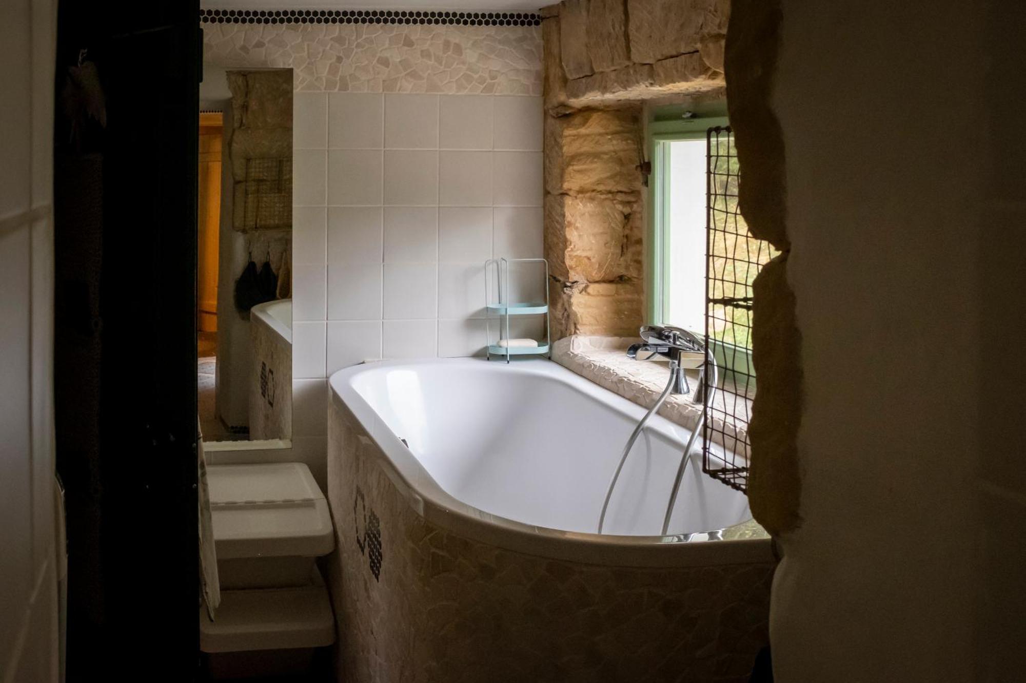 Enjoy Cozy Romance Hills Forest Gardens Views Sauna Whirlpool Bath Jablonne v Podjestedi Exterior photo